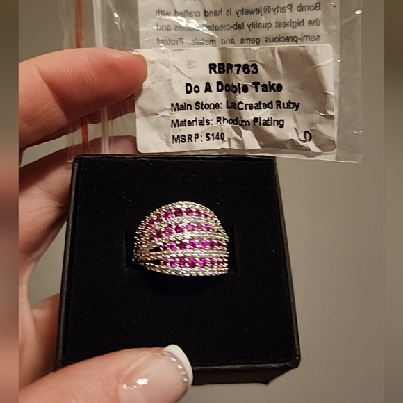 Bomb Party Do A Double Take - Picture 3 of 3